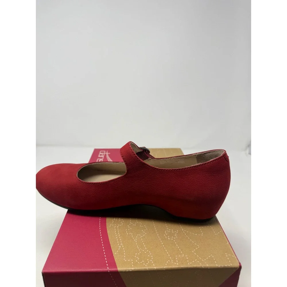 Dansko Linette Red Milled Nubuck Mary Jane Heels Womens 40 5701-220200